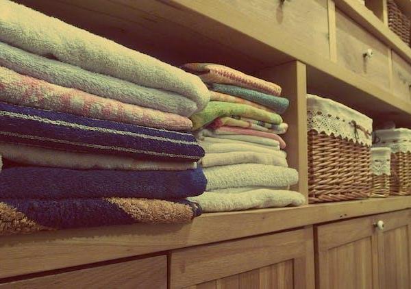 Laundry shortcuts and cleaning hacks - Save time on chores with these laundary and cleaning tricks